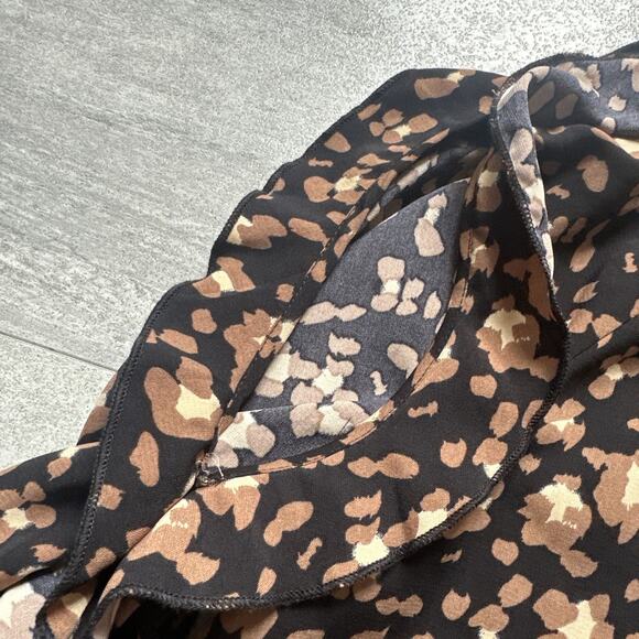 THML Black & Tan Print Cold Shoulder Ruffle Sleeve Top Large - Picture 3 of 6